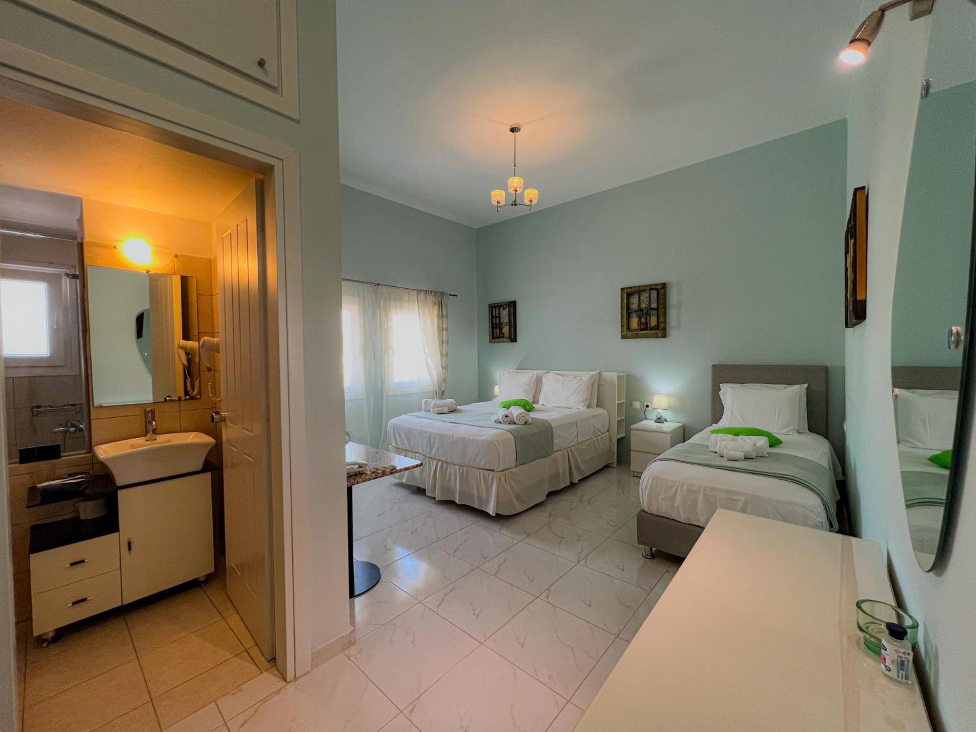 Myrto Hotel Koufonisia Exterior photo
